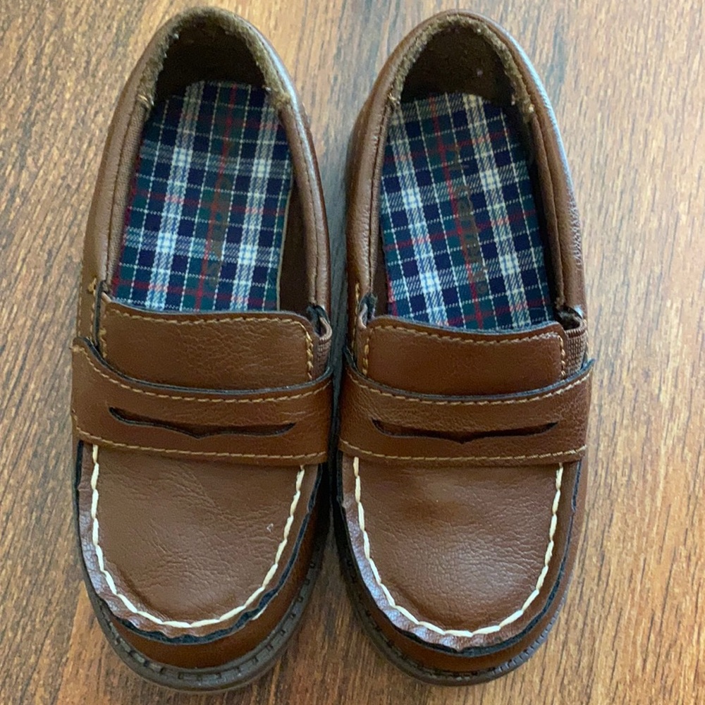Carter’s boys dress shoes